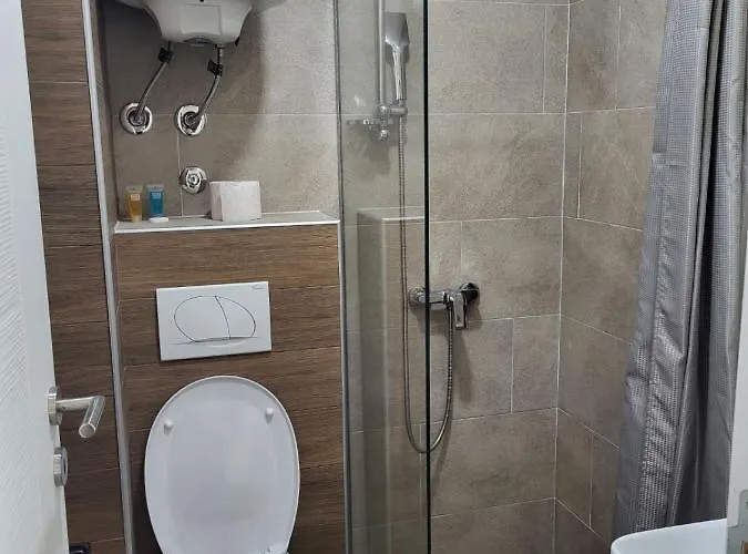 Kloudscape Milmari & *