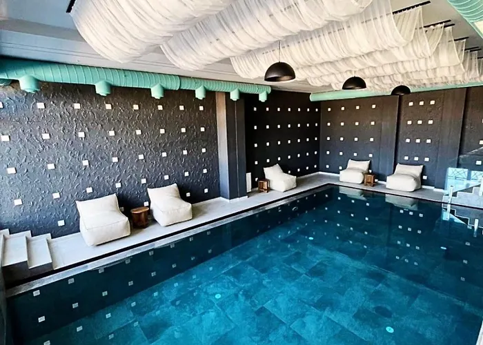 Kloudscape Milmari & شقة كوباونيك